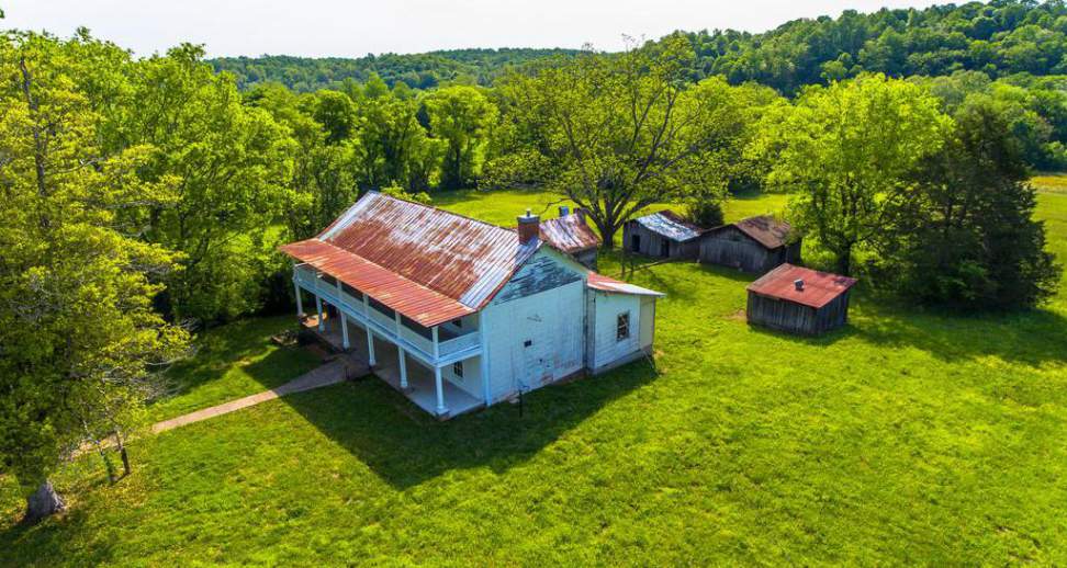 c. 1900 Hurricane Mills, TN Old House Dreams