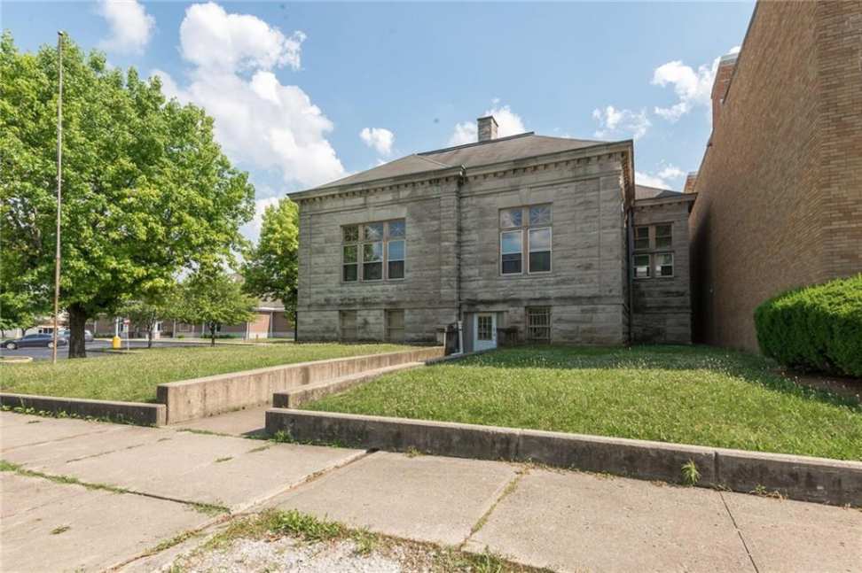 1903 Library Elwood, IN Old House Dreams