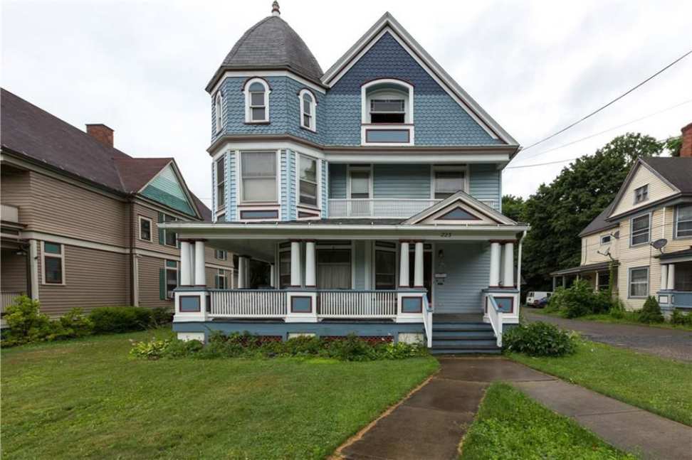 1906 Queen Anne Bath, NY Old House Dreams