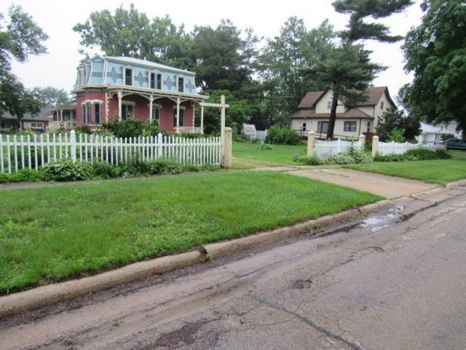 c. 1860 Second Empire Farley, IA Old House Dreams
