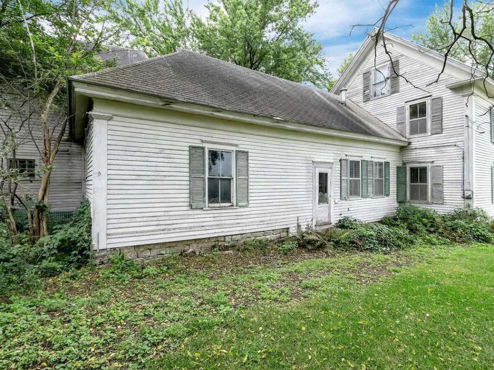 1877 Medford, MN Old House Dreams