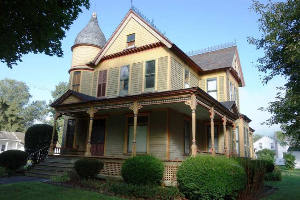 1882 Queen Anne Otego, NY Old House Dreams