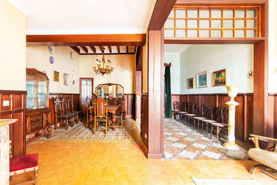 Sa Pobla Mallorca, Spain Old House Dreams