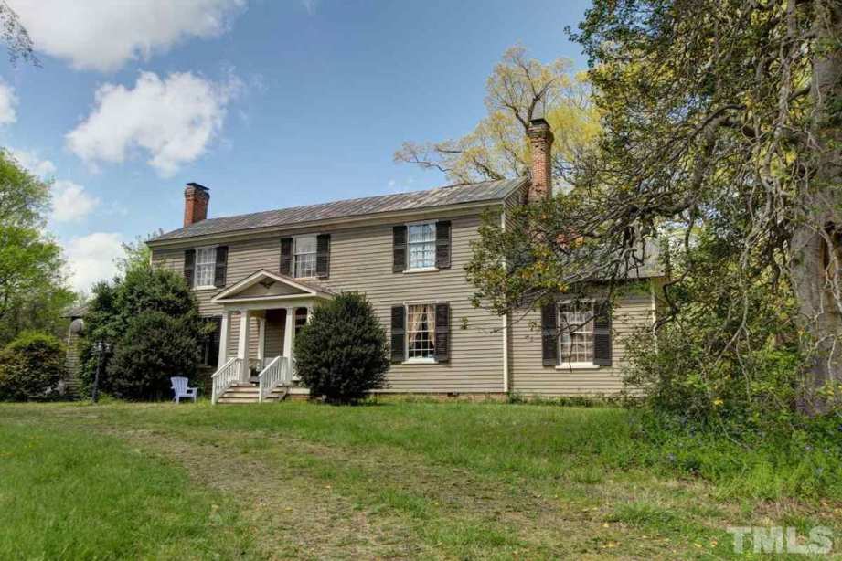 1833 Clarksville, VA Old House Dreams