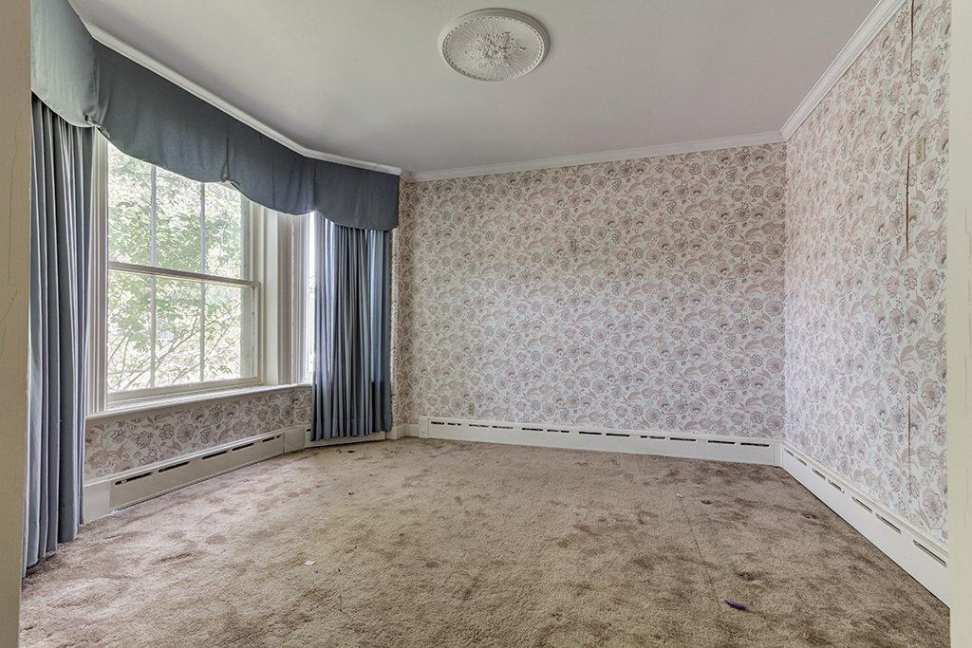 Queen Anne Shawville, Quebec, Canada Old House Dreams