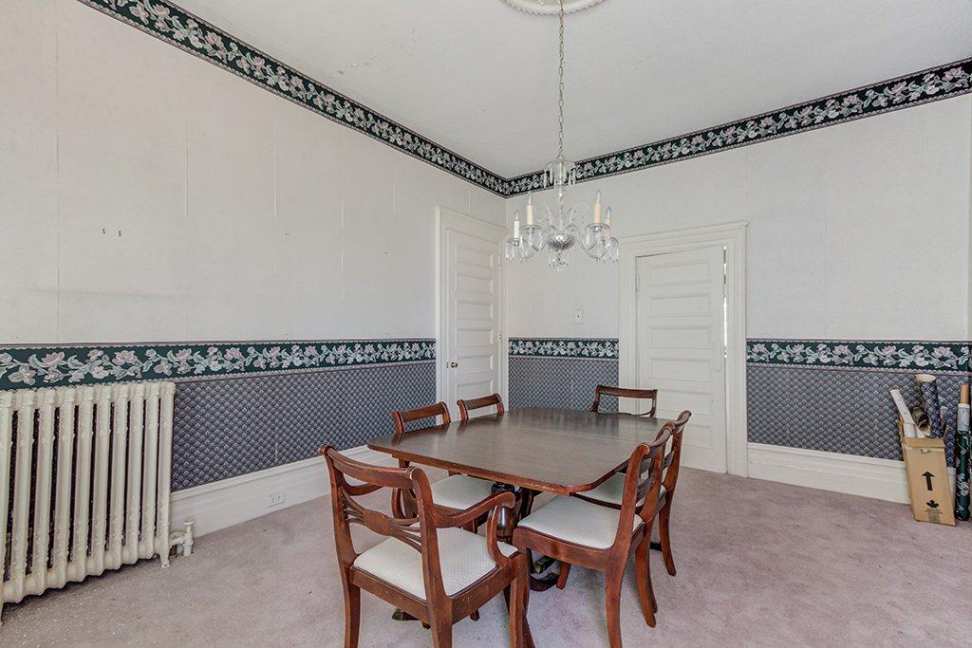 Queen Anne Shawville, Quebec, Canada Old House Dreams