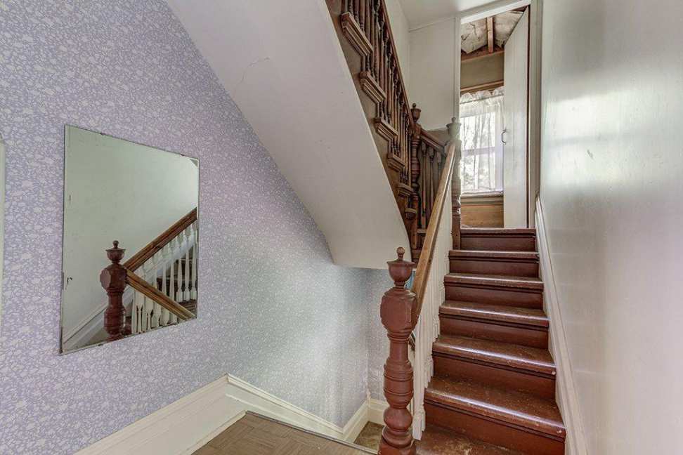 Queen Anne - Shawville, Quebec, Canada - $57,748 - Old ...