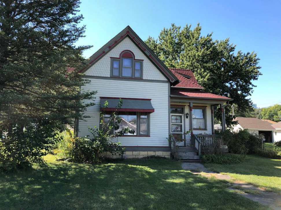 1899 Queen Anne Wilber, NE Old House Dreams