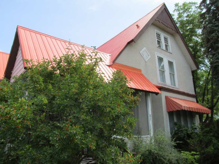 1909 Maniwaki, Quebec, Canada Old House Dreams