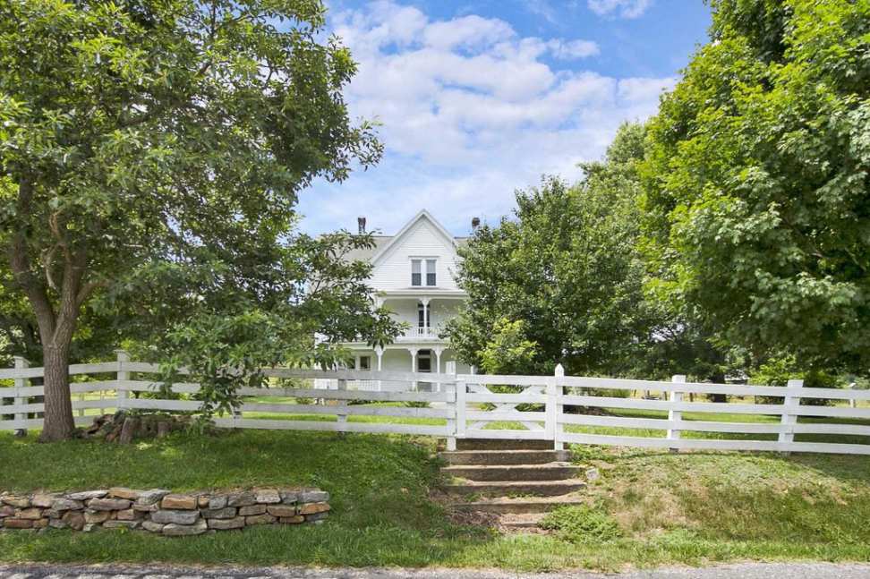 1898 Pearisburg, VA Old House Dreams