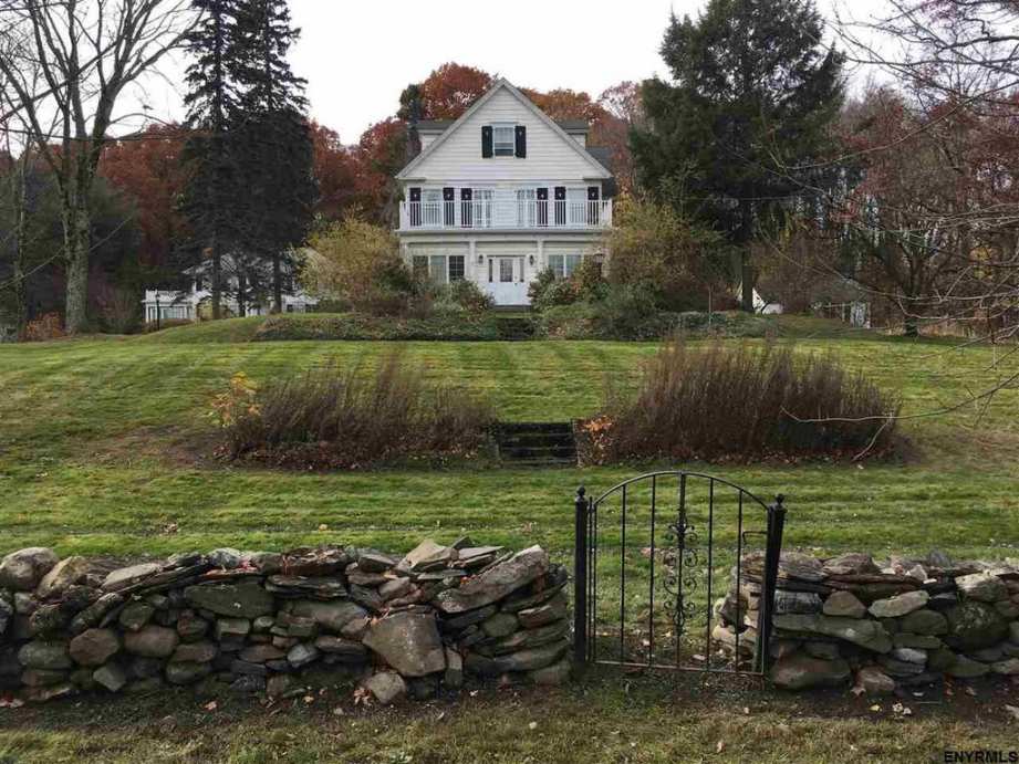 1910 Colonial Revival Menands, NY Old House Dreams
