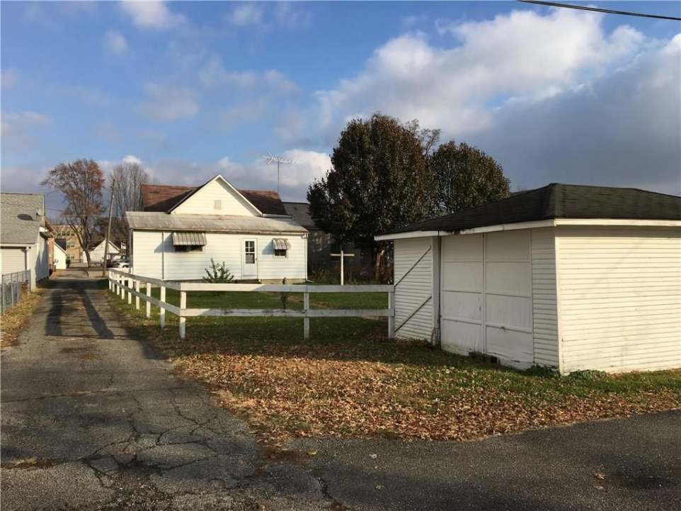 Shelbyville, IN Old House Dreams