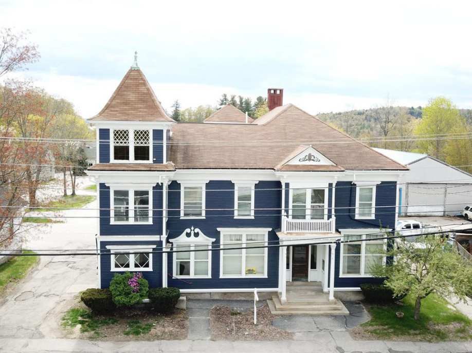 1886 Limerick, ME Old House Dreams