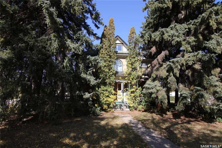 1905 Indian Head, Saskatchewan Old House Dreams