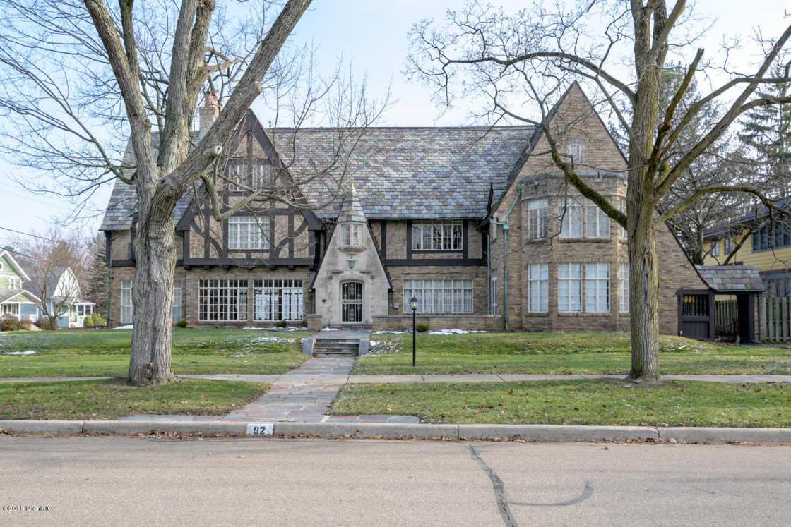 1929 Tudor Revival Battle Creek, MI Old House Dreams