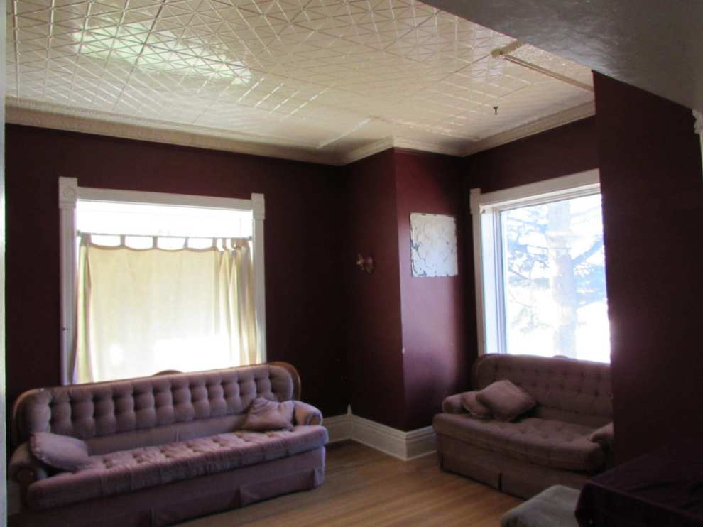 1895 La Riviere, Manitoba Old House Dreams