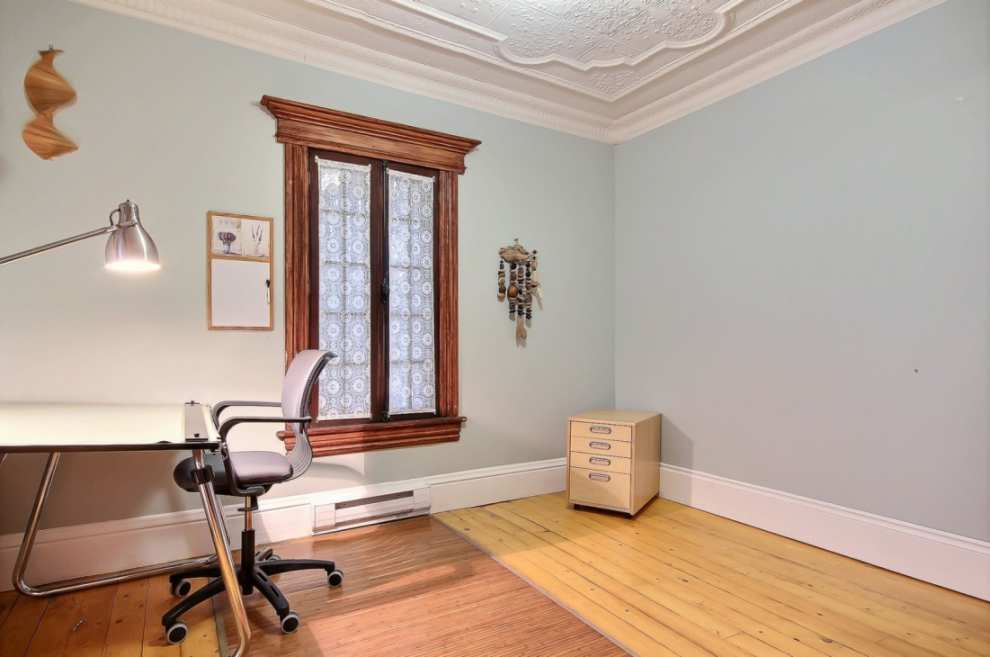 SainteAngèledeMonnoir, Quebec Old House Dreams