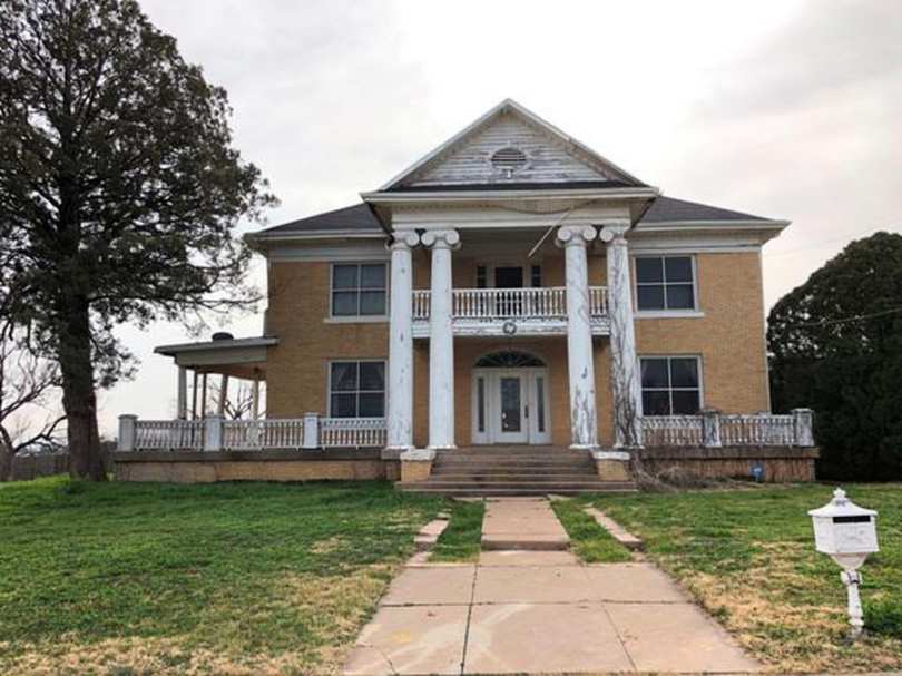 1909 Classical Revival Snyder, TX Old House Dreams
