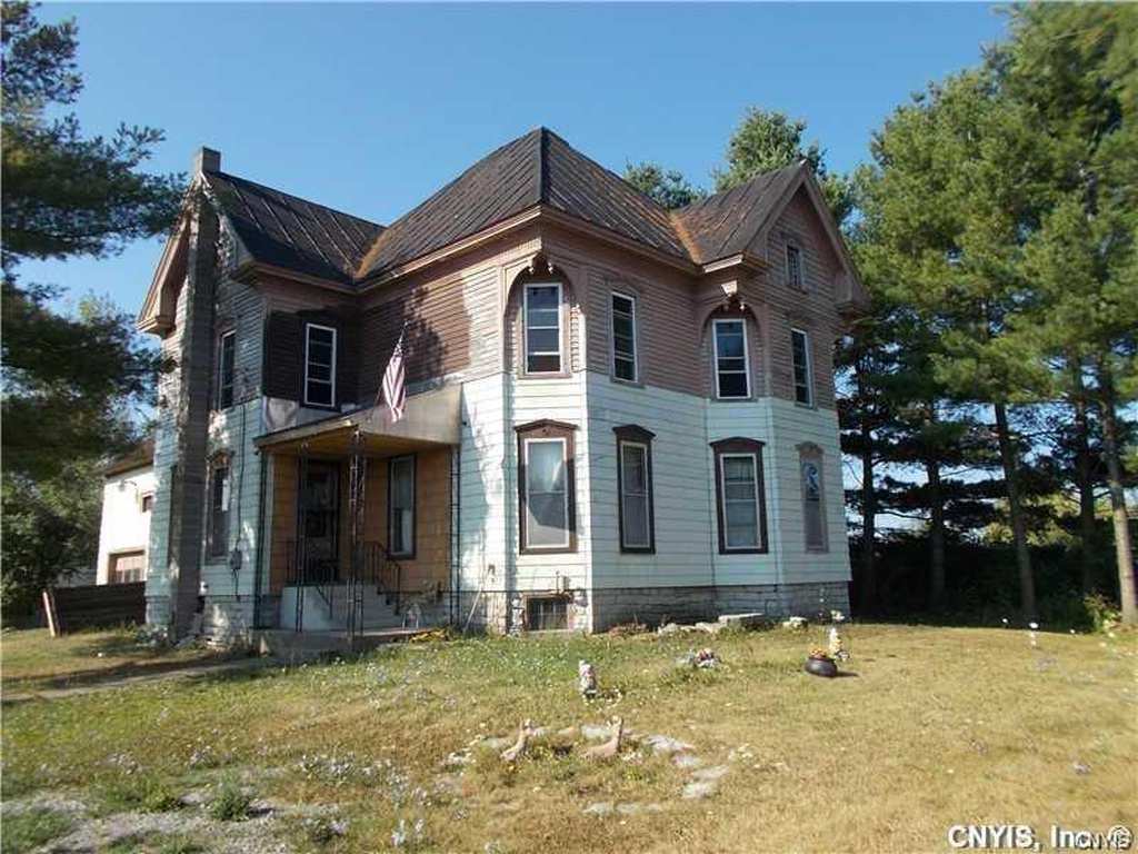 Queen Anne La Fargeville, NY Old House Dreams