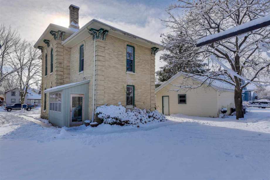 c. 1860 Italianate Portage, WI Old House Dreams