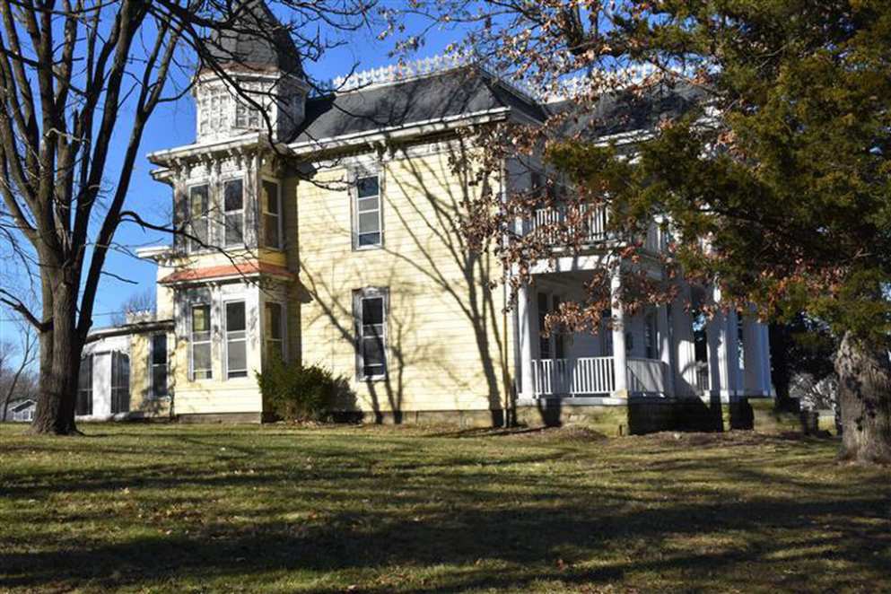 1884 Moberly, MO Old House Dreams