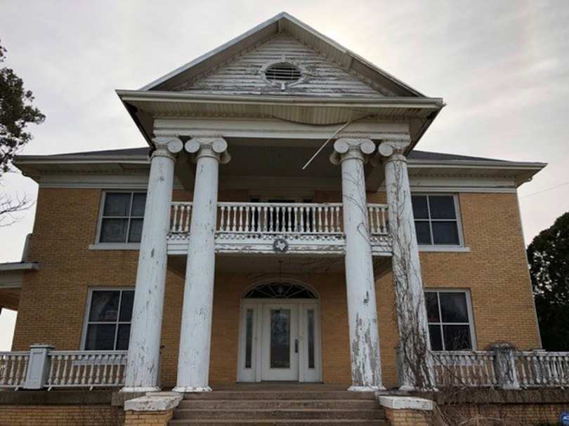 1909 Classical Revival Snyder, TX Old House Dreams