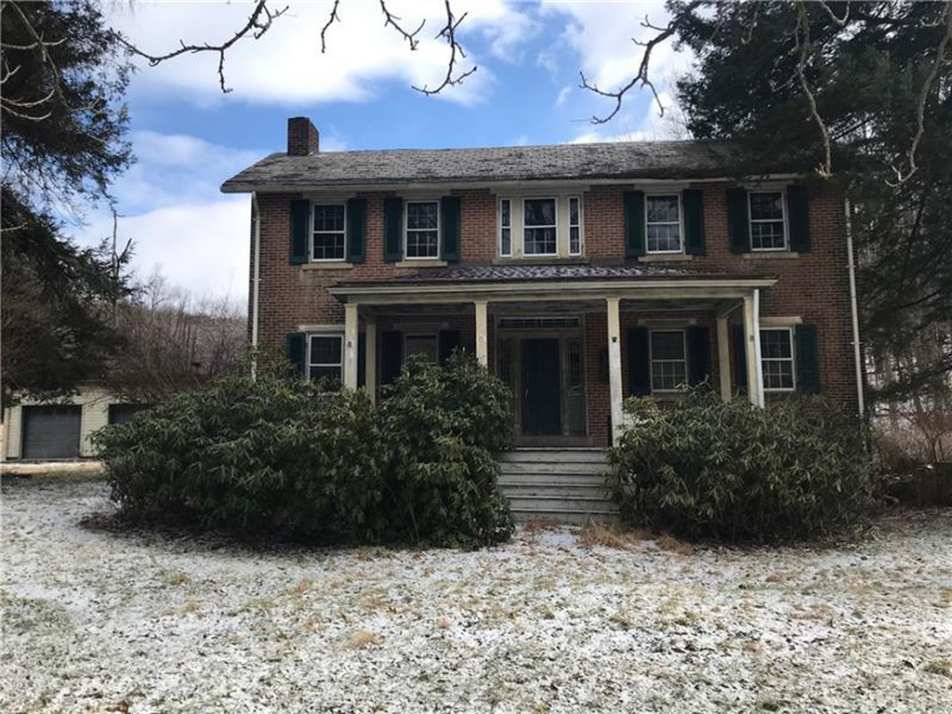 c. 1847 Greek Revival Export, PA Old House Dreams