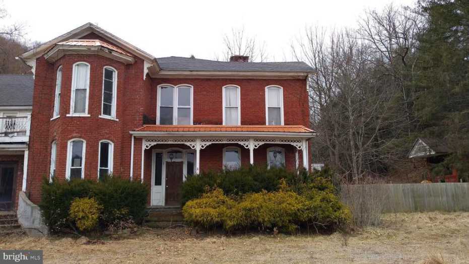 c. 1850 Huttonsville, WV Old House Dreams