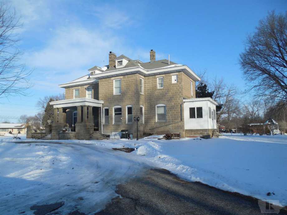 1910 Classical Revival Tarkio, MO Old House Dreams