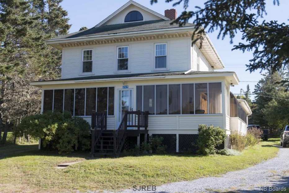 c. 1910 Maces Bay, New Brunswick Old House Dreams