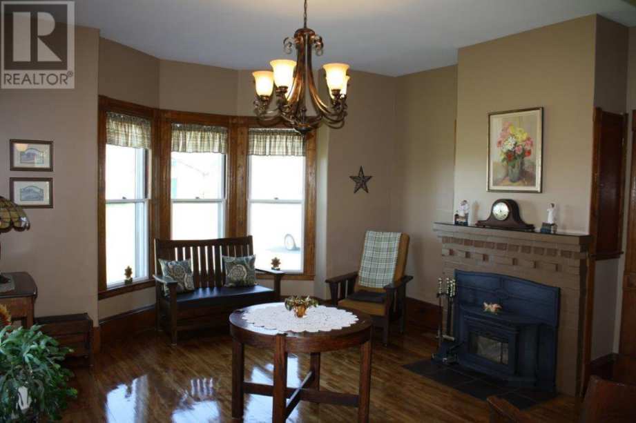 1902 Queenstown, New Brunswick Old House Dreams