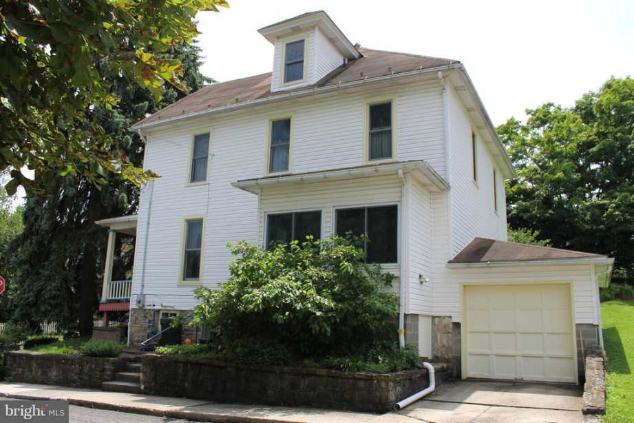c. 1903 Frostburg, MD Old House Dreams