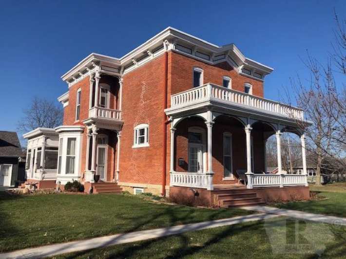 1872 Italianate Bloomfield, IA Old House Dreams