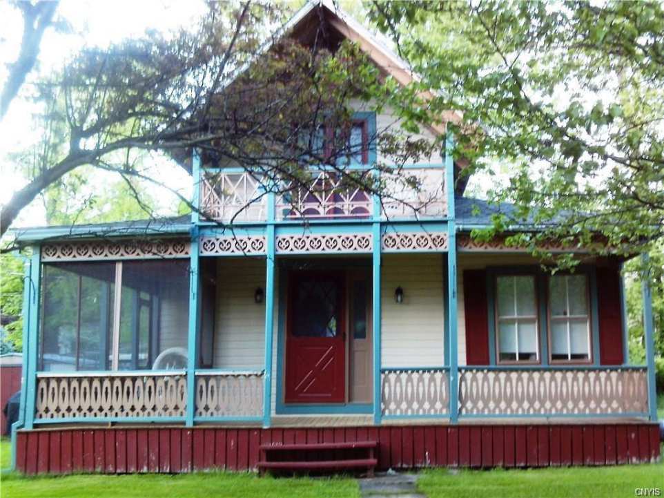 1915 Thousand Island Park, NY Old House Dreams