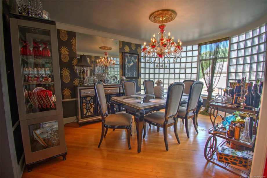 1935 Modernistic Muskogee, OK Old House Dreams