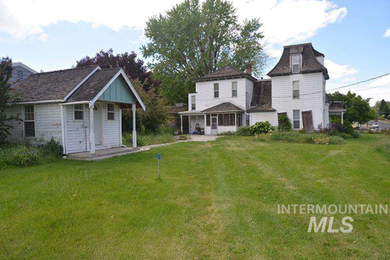 Pomeroy, WA Old House Dreams