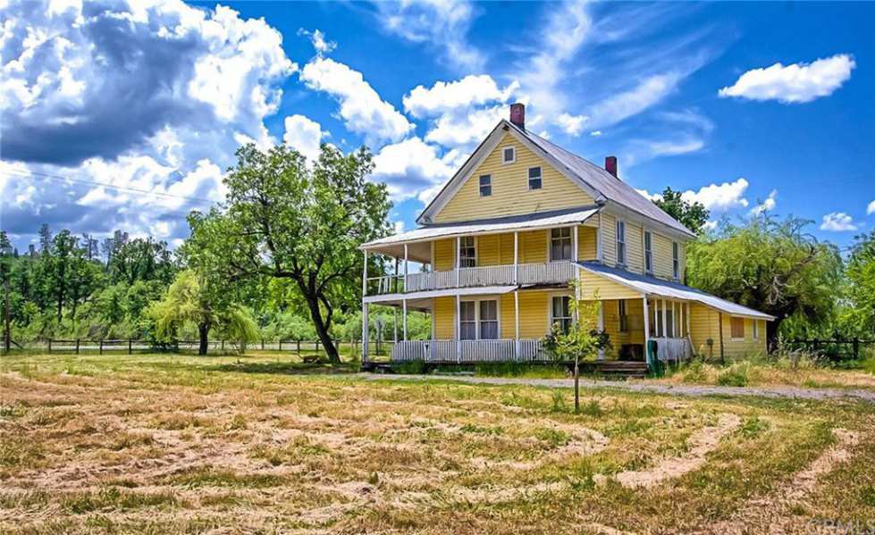 1871 Montgomery Creek, CA Old House Dreams