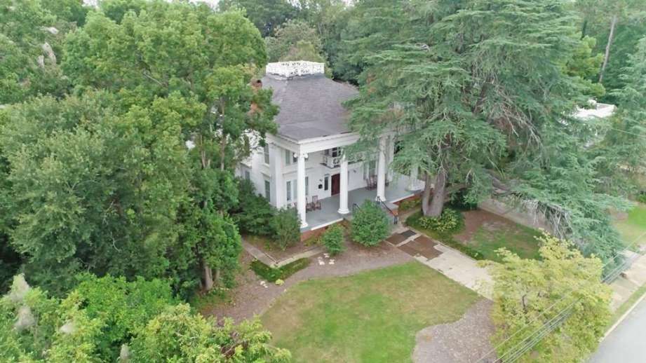 c. 1908 Classical Revival Vienna, GA Old House Dreams