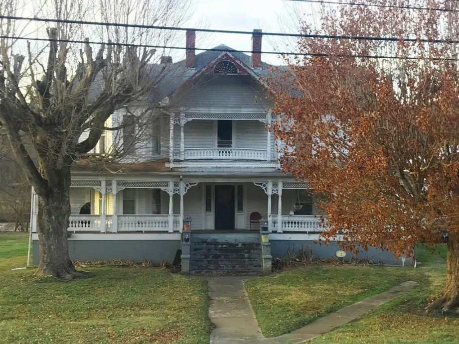 1888 Del Rio, TN Old House Dreams