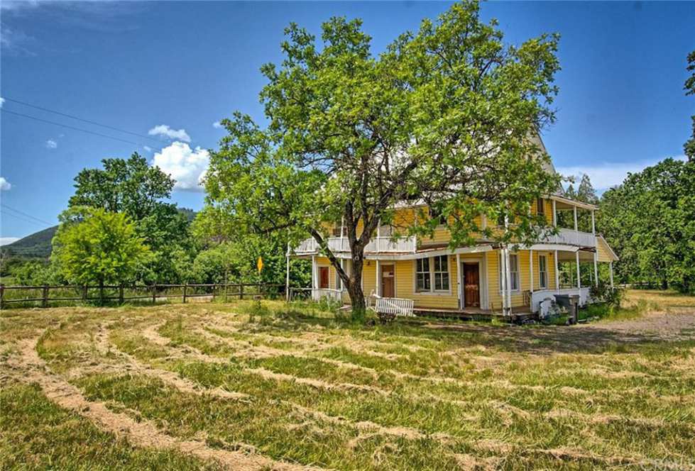 1871 Montgomery Creek, CA Old House Dreams