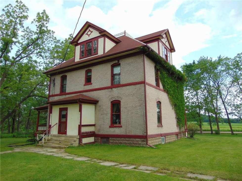 1910 Strum, WI Old House Dreams