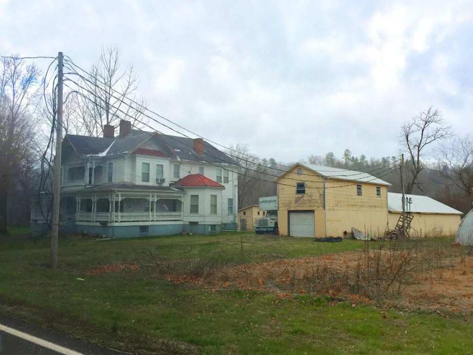 1888 Del Rio, TN Old House Dreams