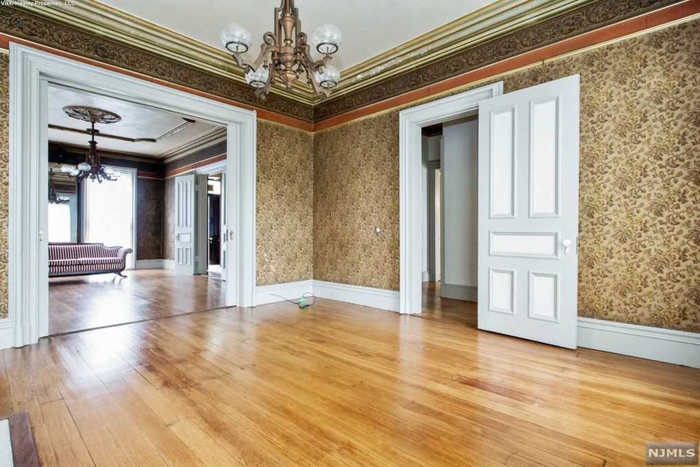 c. 1863 Italianate Rochelle Park, NJ Old House Dreams