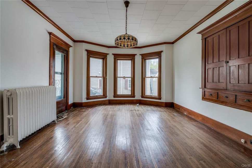 Sackets Harbor, NY Old House Dreams