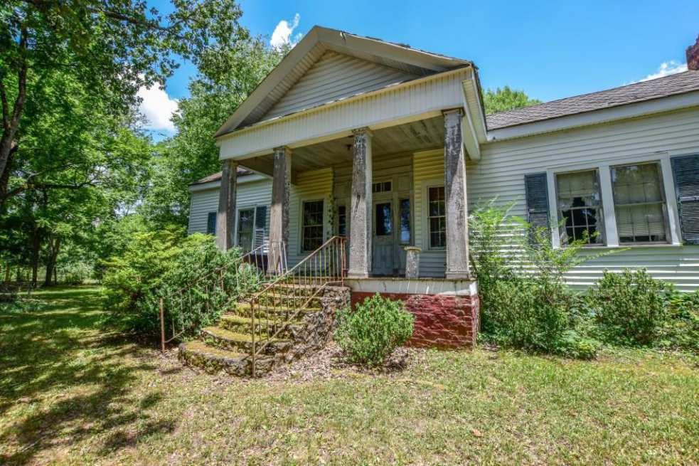 Greek Revival Cave Spring, GA Old House Dreams
