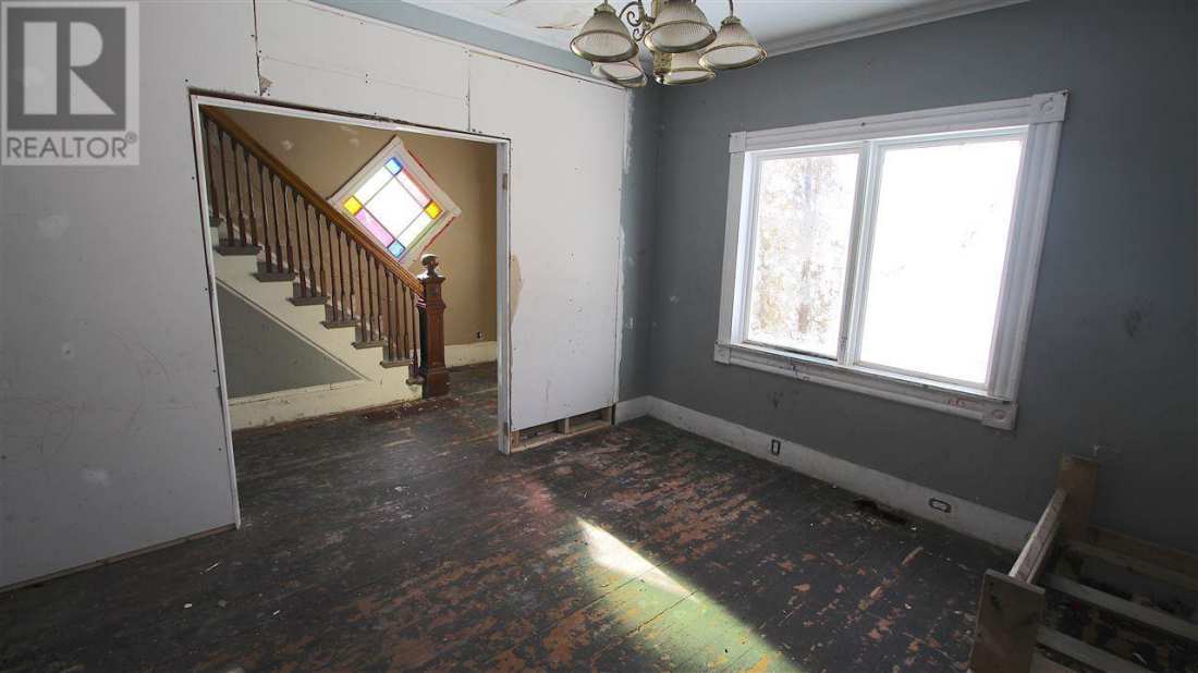 1905 New Germany, Nova Scotia Old House Dreams