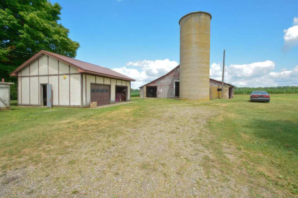 1861 Greek Revival Tekonsha, MI Old House Dreams