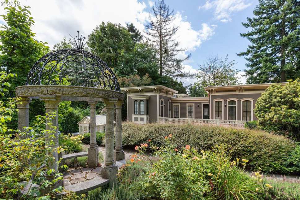 Private: 1861 Italianate – Portland, OR