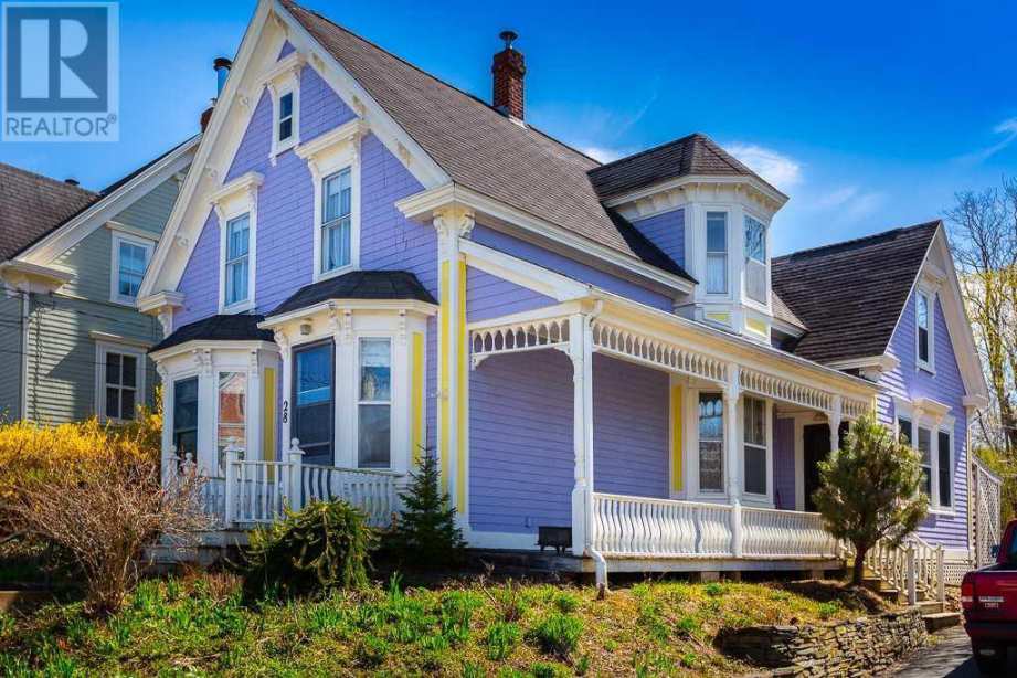 1882 Mahone Bay, Nova Scotia Old House Dreams