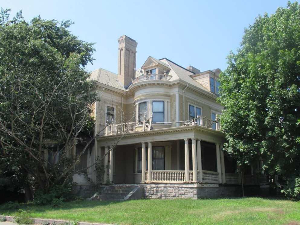 1895 Colonial Revival - New Bedford, MA - Old House Dreams